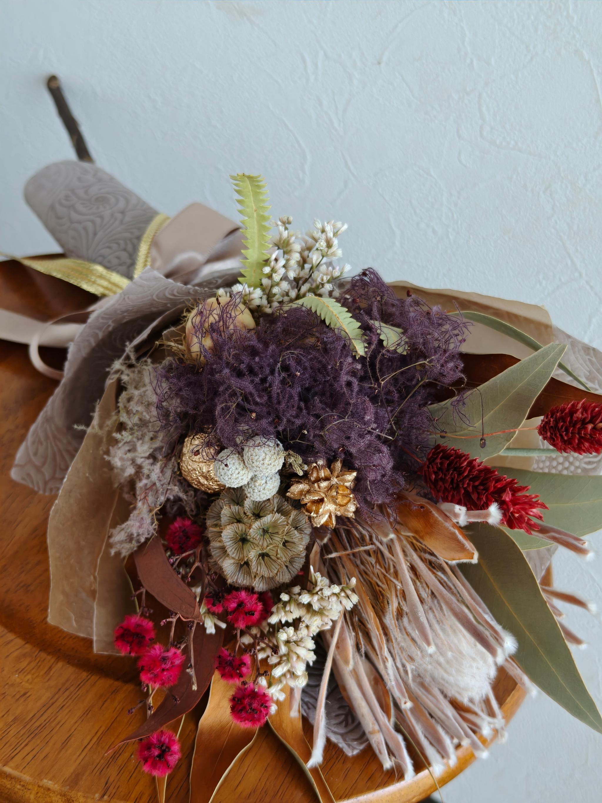 プロテアとスモークツリーのミニブーケスワッグ　壁掛けインテリア　ドライフラワー | 11枚目